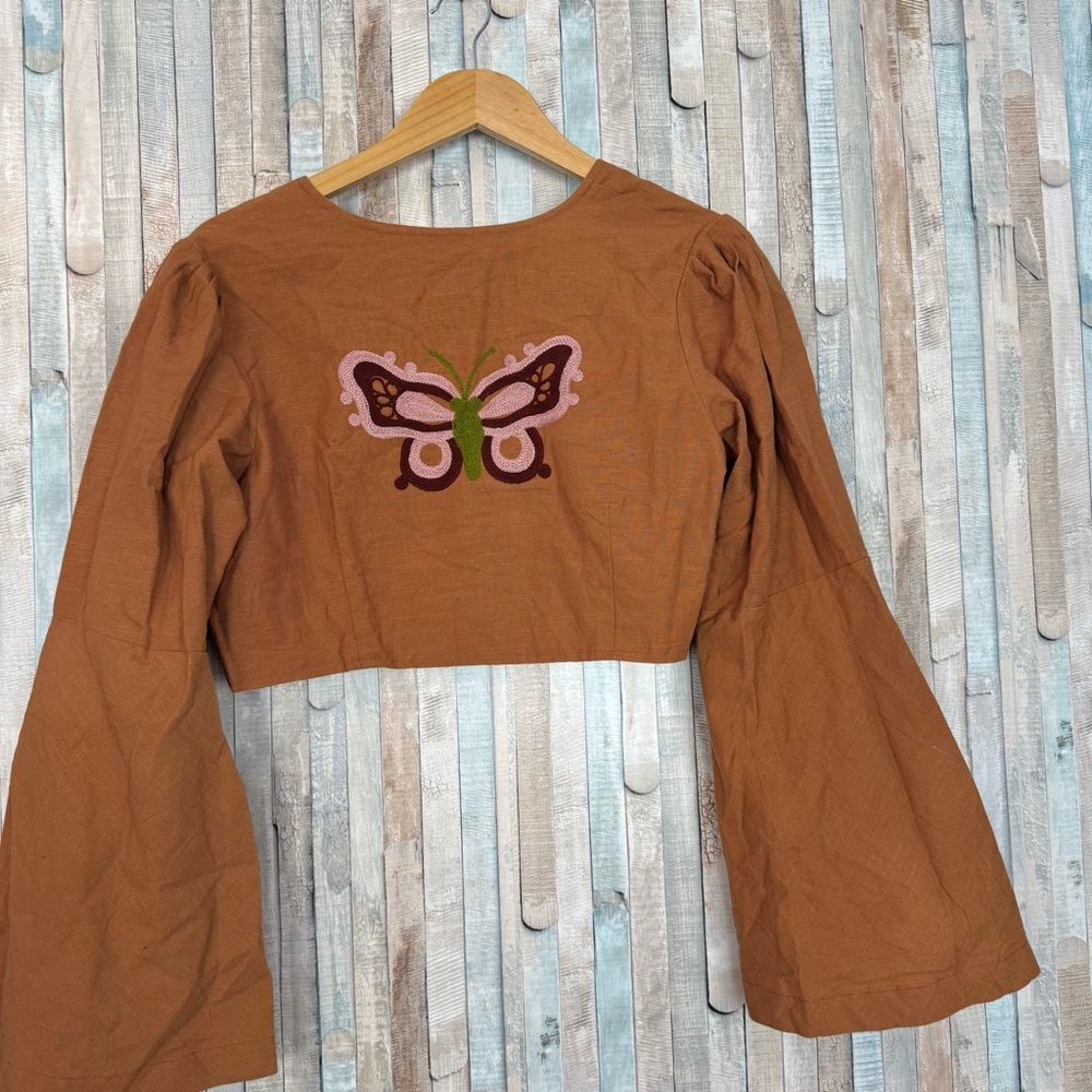Earthbound Trading XL Butterfly Embroidered Bell Sleeve Cropped Jacket Top Retro